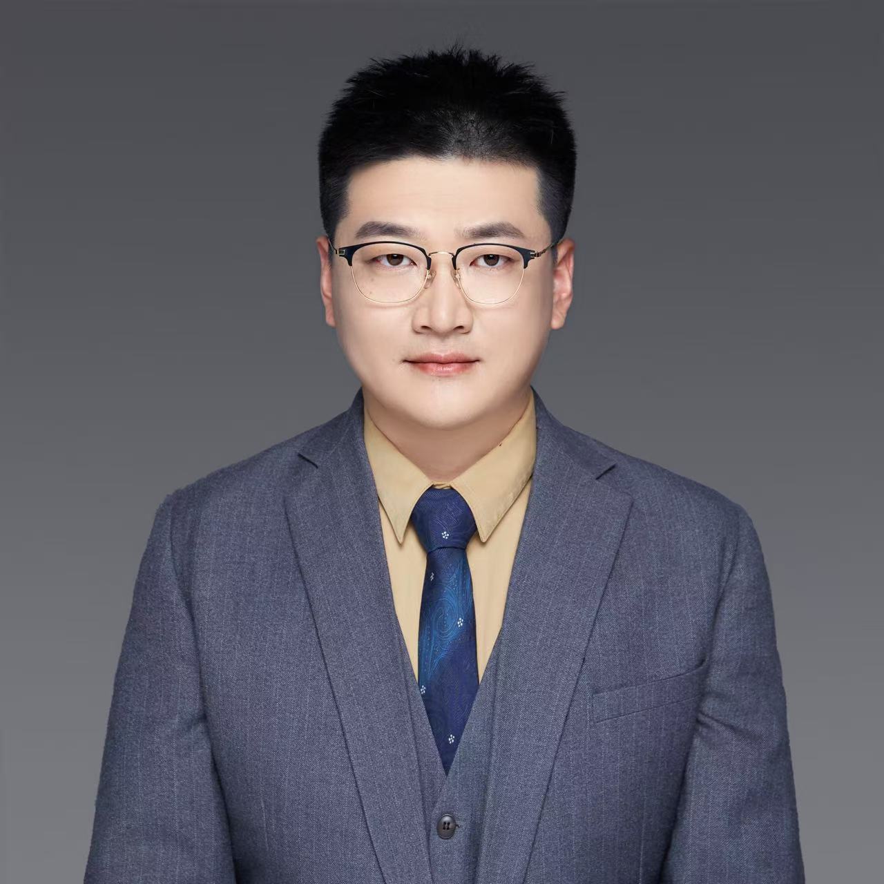马小磊